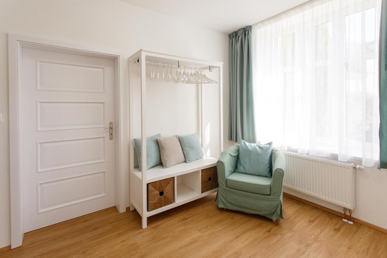 Apartments Villa Whitehouse Οστράβα Εξωτερικό φωτογραφία