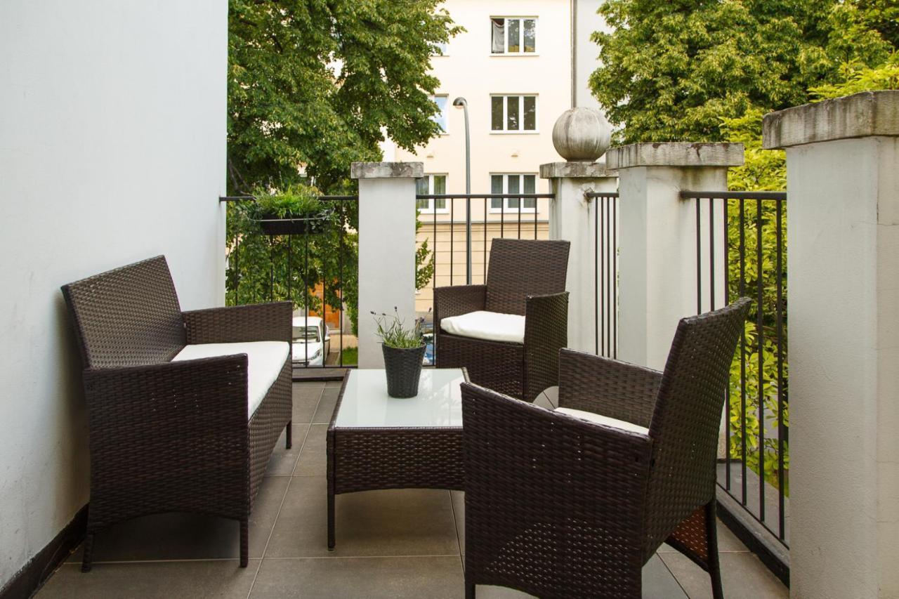 Apartments Villa Whitehouse Οστράβα Εξωτερικό φωτογραφία